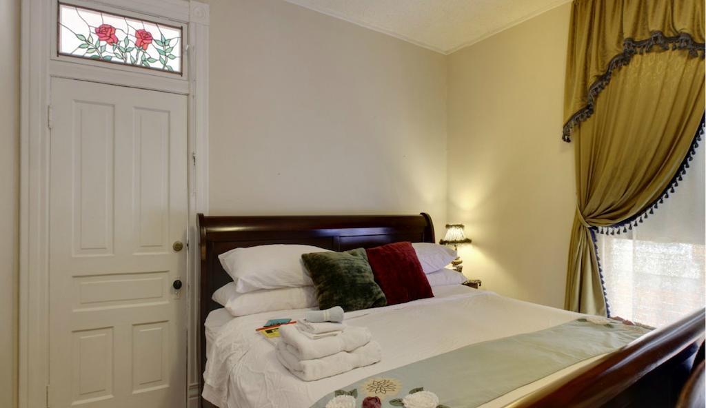 Garden House Bed And Breakfast Hannibal Buitenkant foto